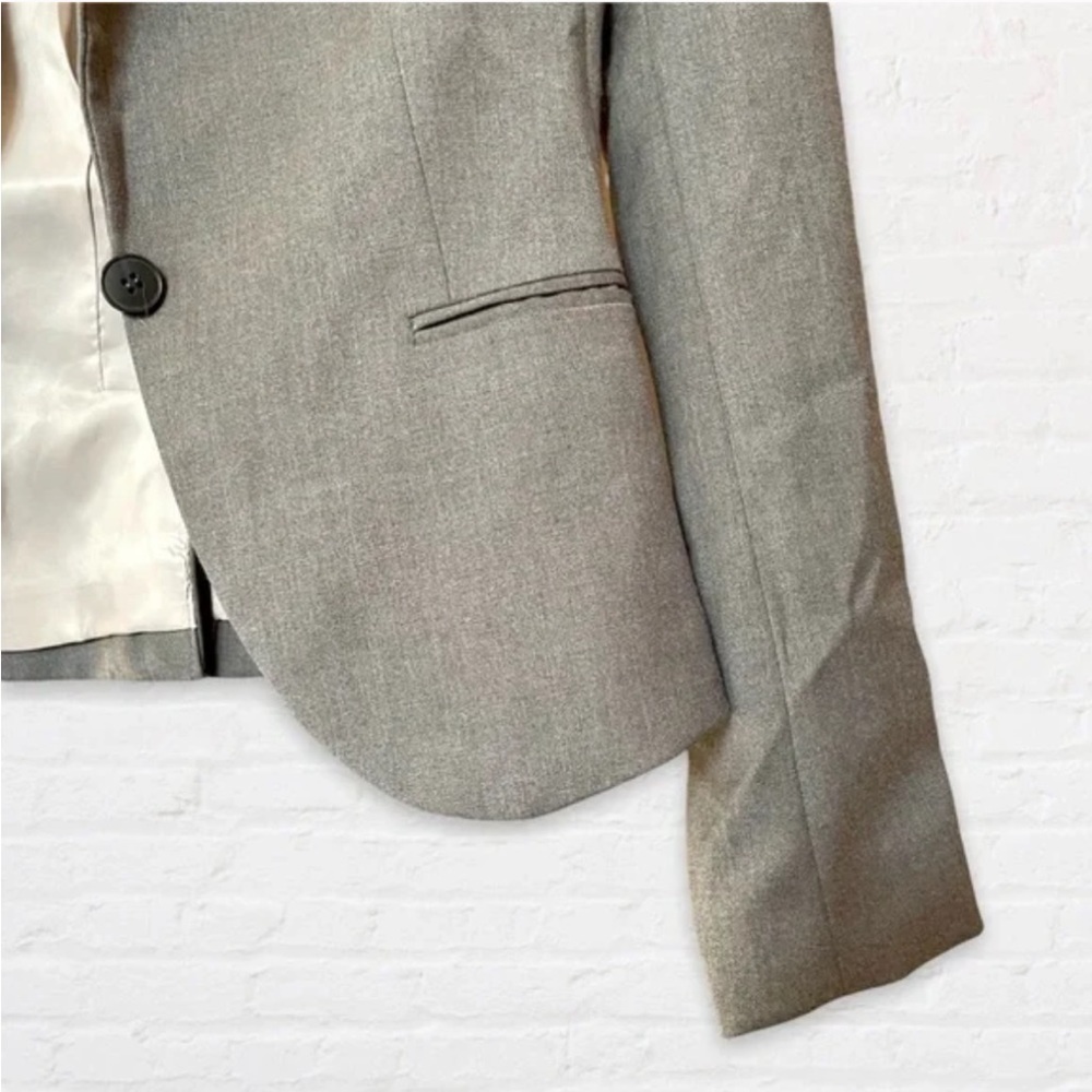 H&M Gray Fitted Blazer - Picture 3 of 4